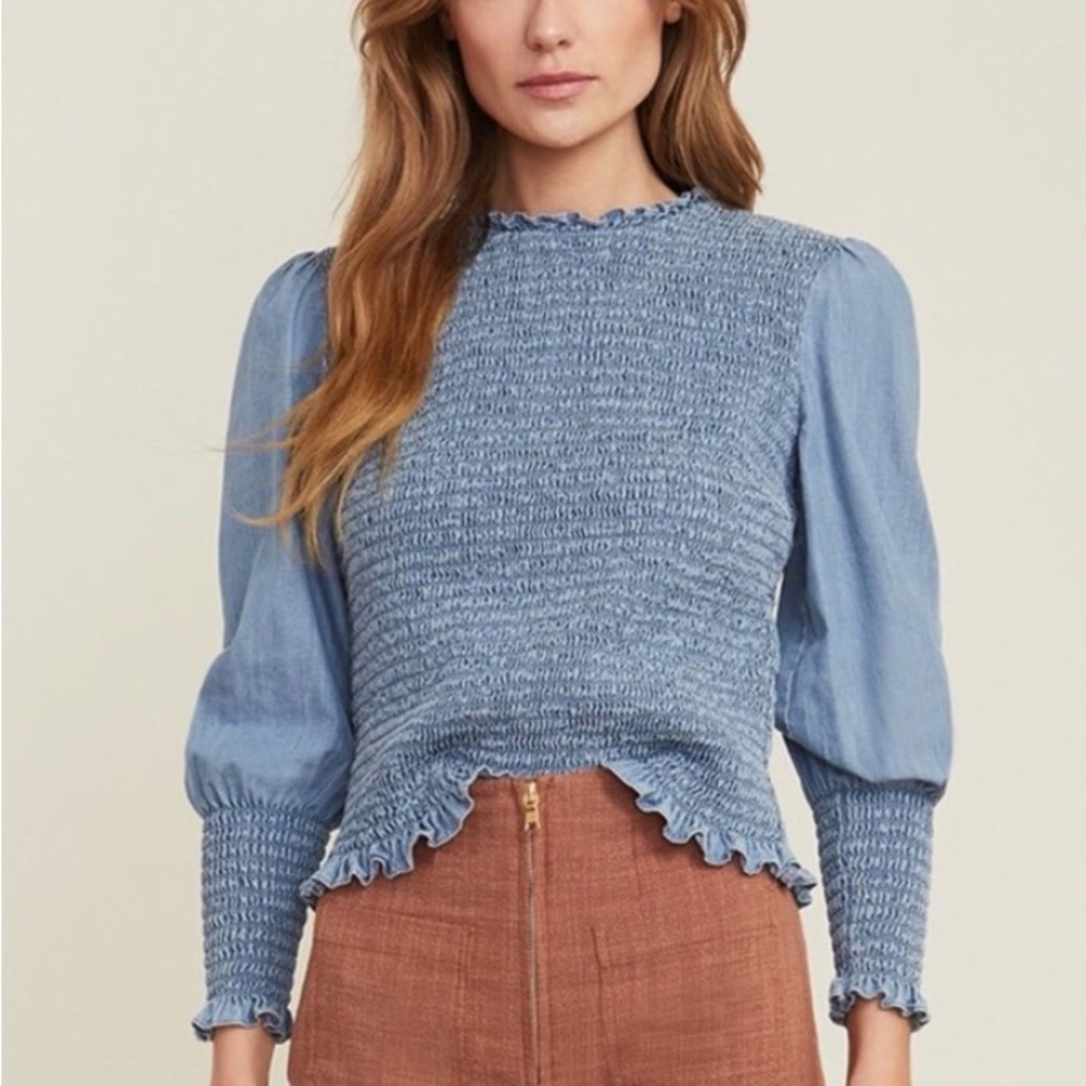 Veronica Beard Idony Smocked Chambray Top ~ Light Indigo